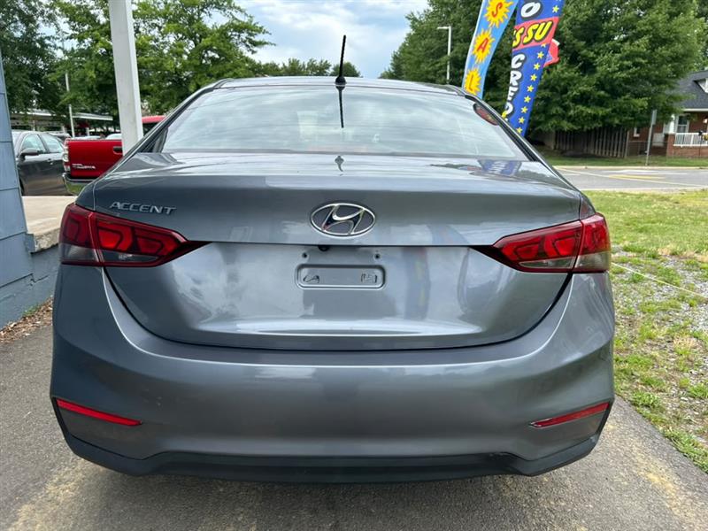 2019 Hyundai Accent SE - Photo 34