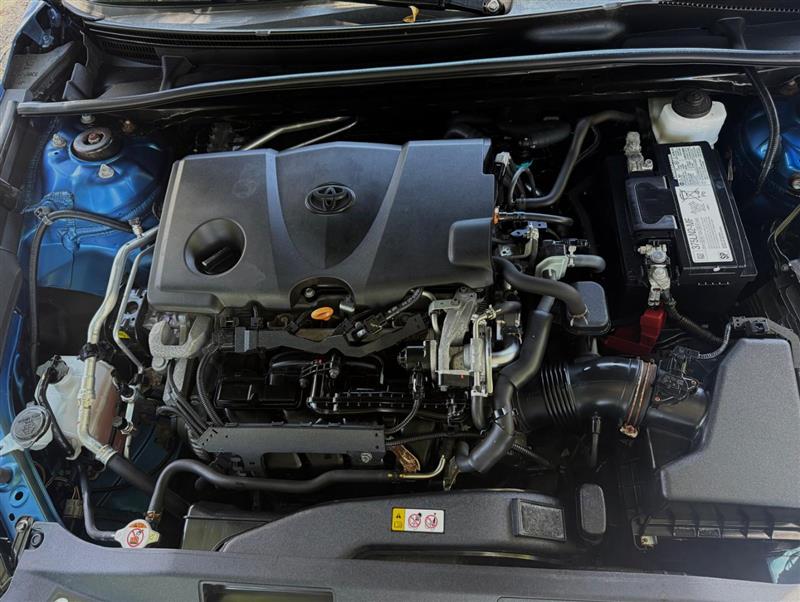 2020 Toyota Camry SE - Photo 38