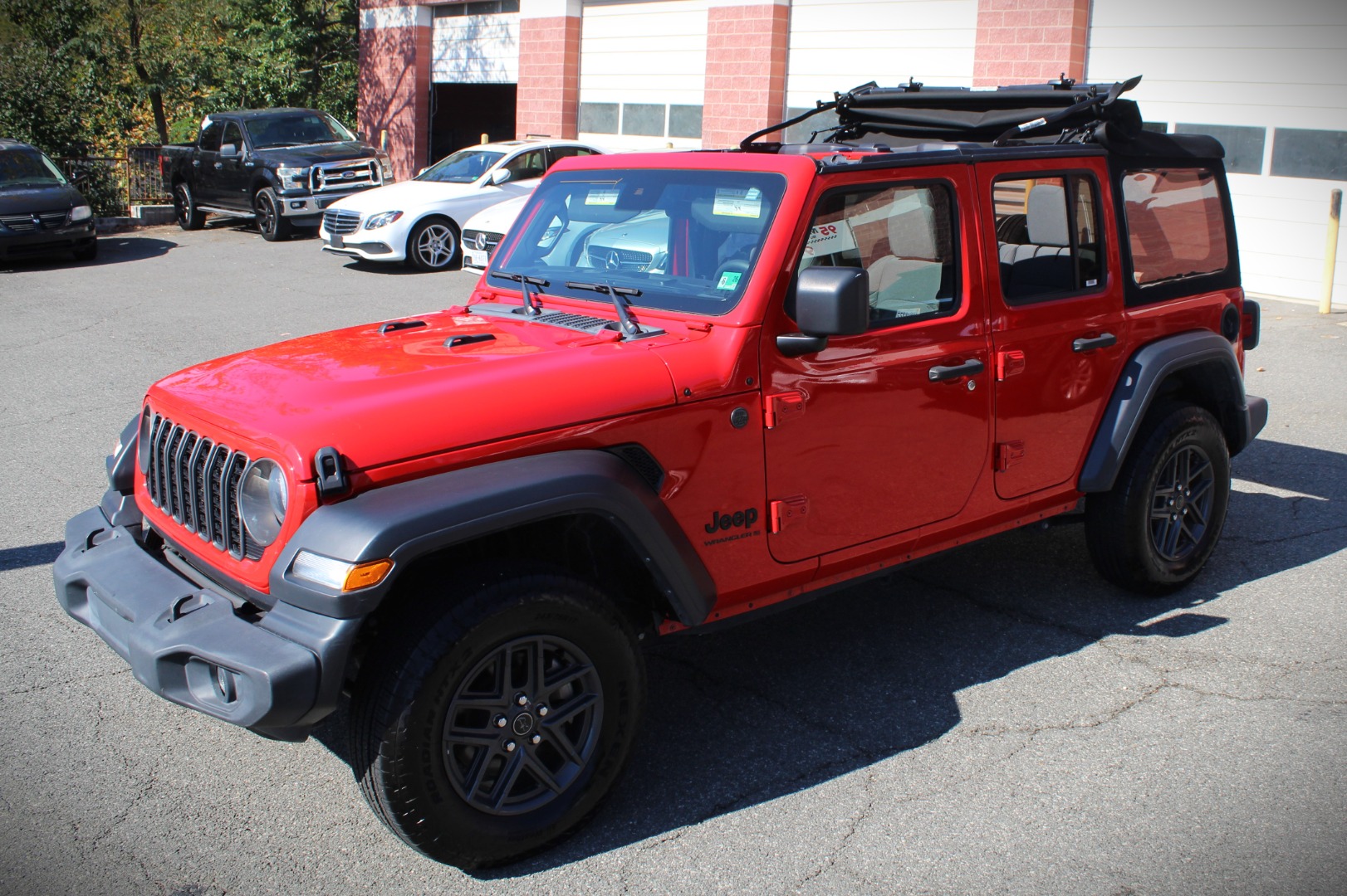 2024 Jeep Wrangler 4-Door Sport S - Photo 21