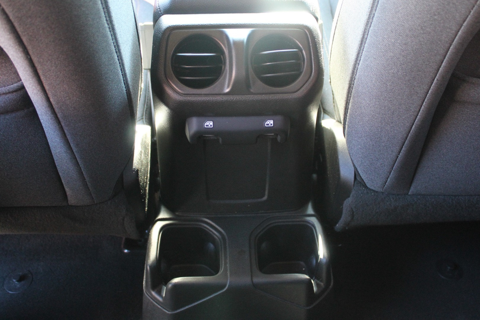 2024 Jeep Wrangler 4-Door Sport S - Photo 59
