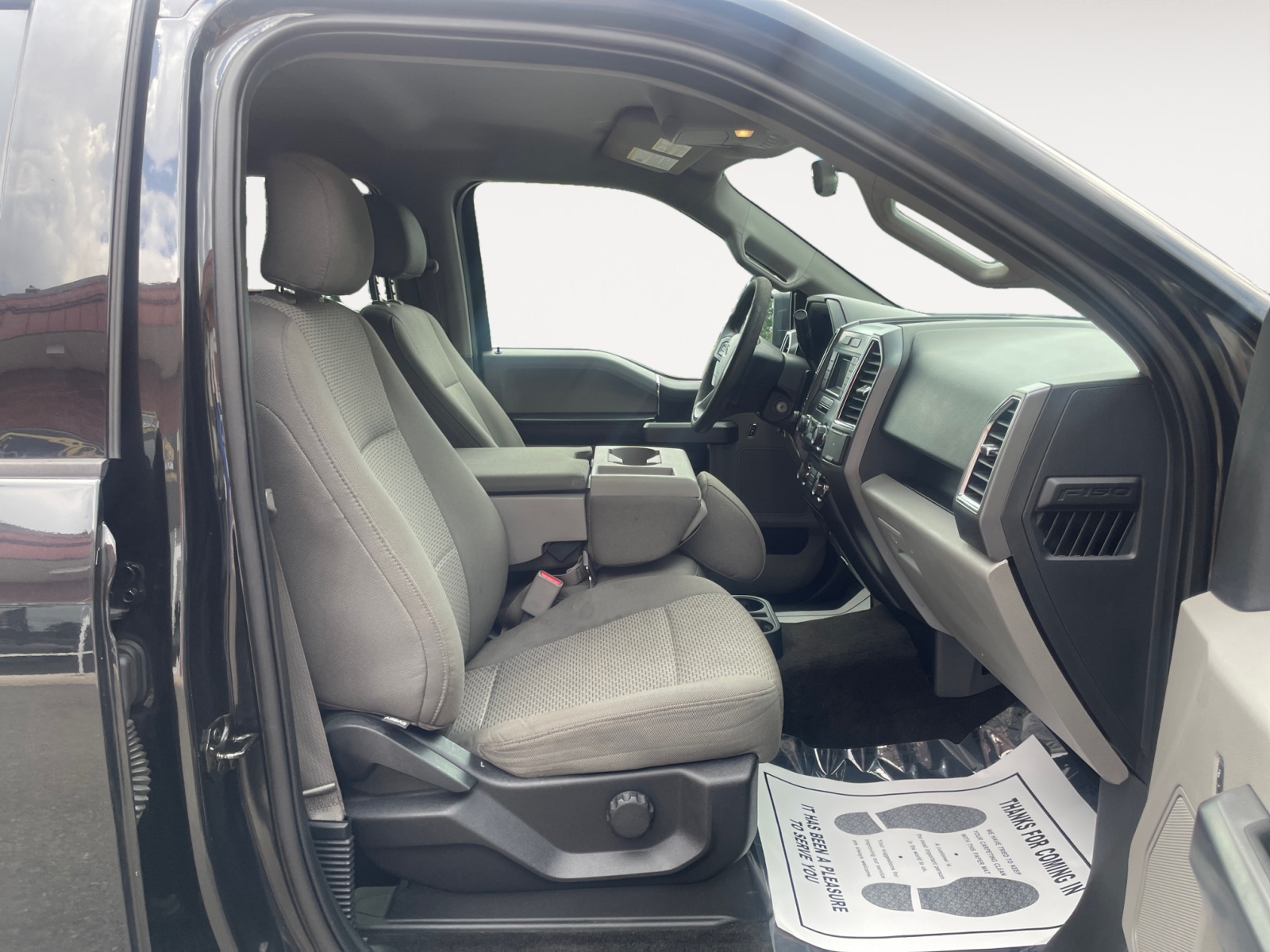 2015 Ford F-150 XLT - Photo 29