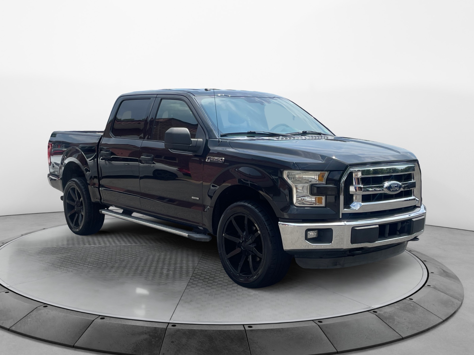 2015 Ford F-150 XLT - Photo 13