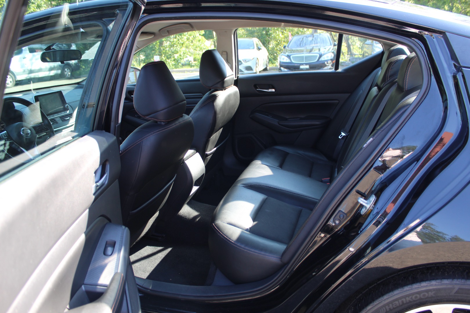 2019 Nissan Altima SR - Photo 41