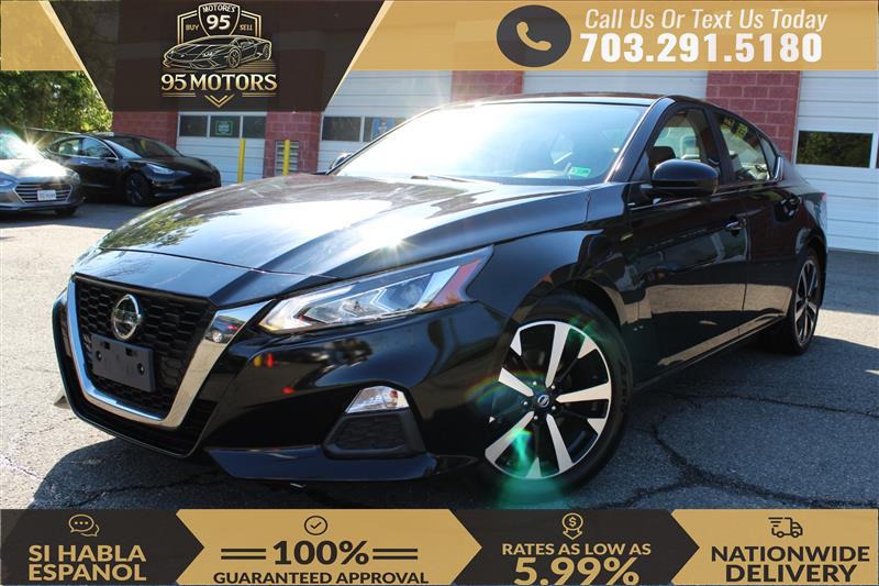 2019 Nissan Altima SR - Photo 2