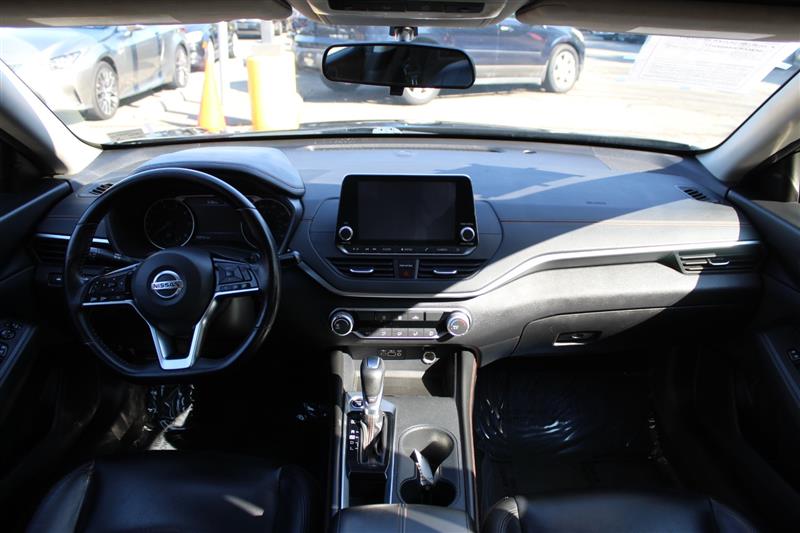 2019 Nissan Altima SR - Photo 26