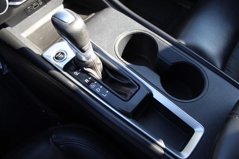 2019 Nissan Altima SR - Photo 40