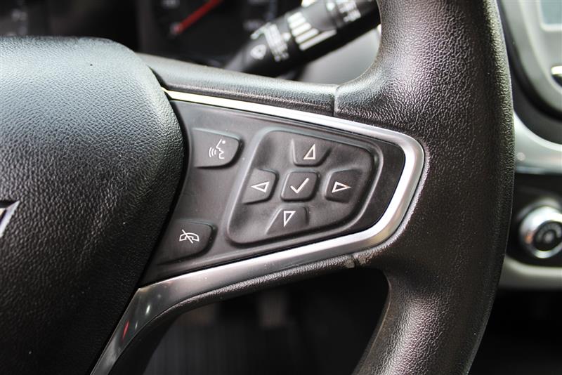 2018 Chevrolet Equinox LS - Photo 32