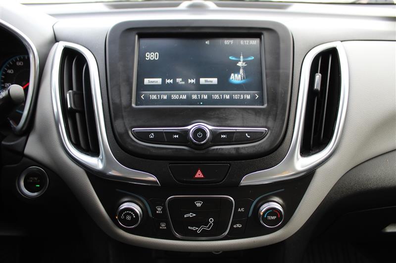 2018 Chevrolet Equinox LS - Photo 36