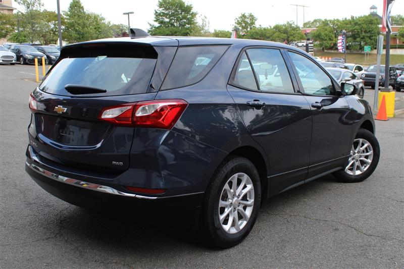 2018 Chevrolet Equinox LS - Photo 10