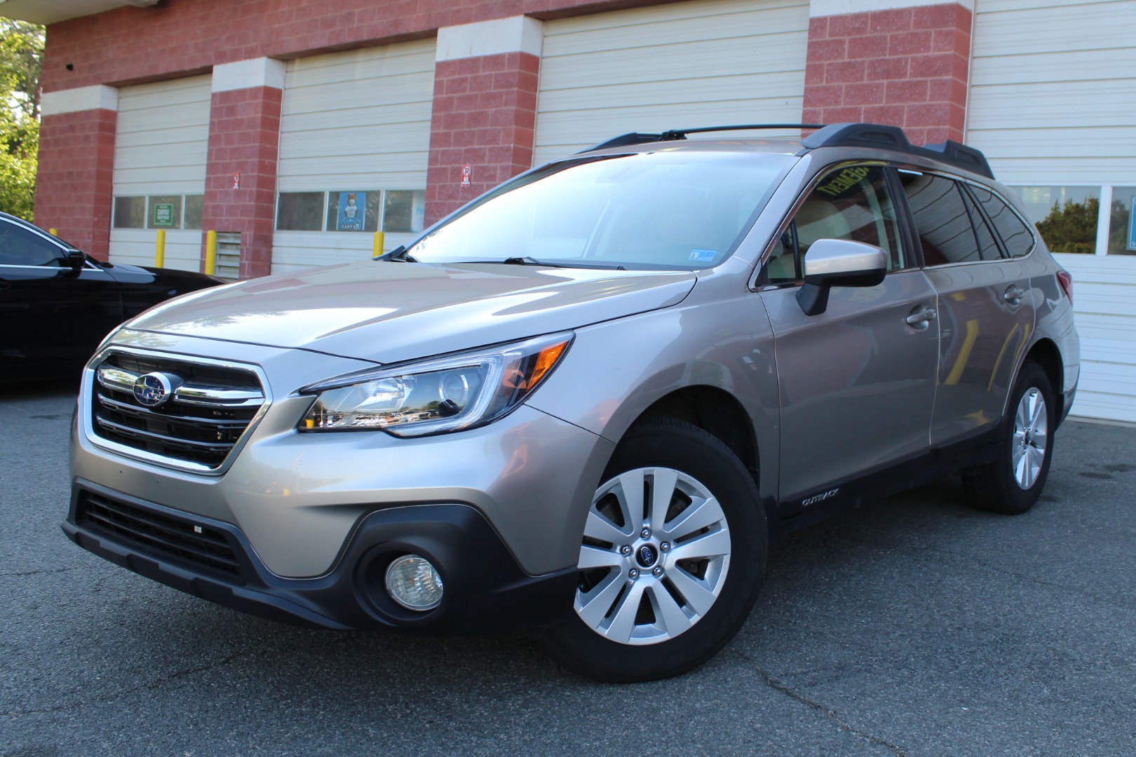 2019 Subaru Outback 2.5i Premium's photo