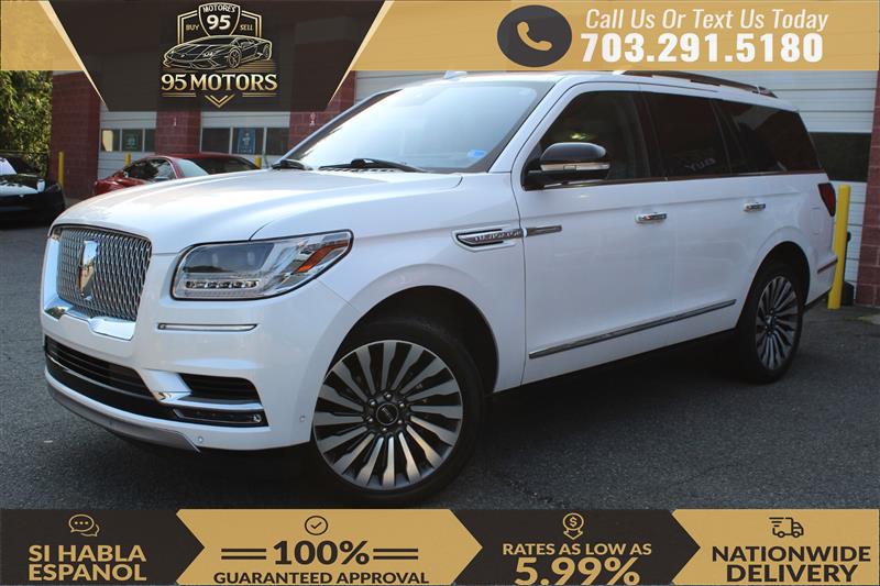 White Platinum Metallic Tri-Coat 2018 Lincoln Navigator SUV / Crossover Four-Wheel Drive Automatic