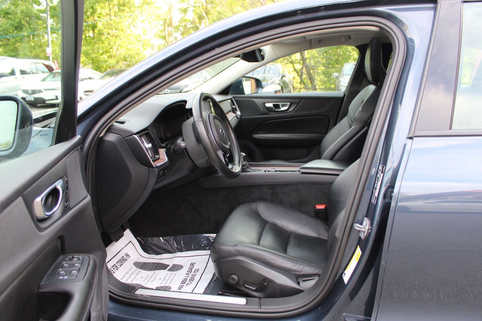 2021 Volvo S60 Momentum - Photo 19