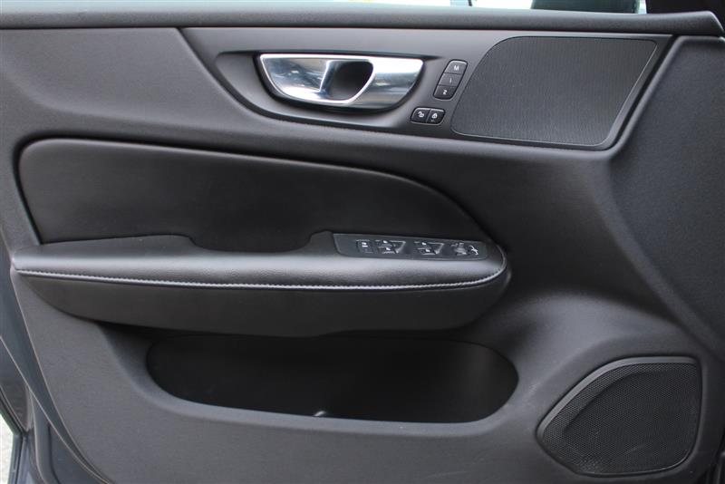2021 Volvo S60 Momentum - Photo 22
