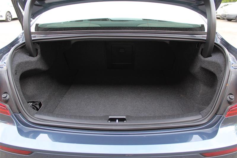2021 Volvo S60 Momentum - Photo 52