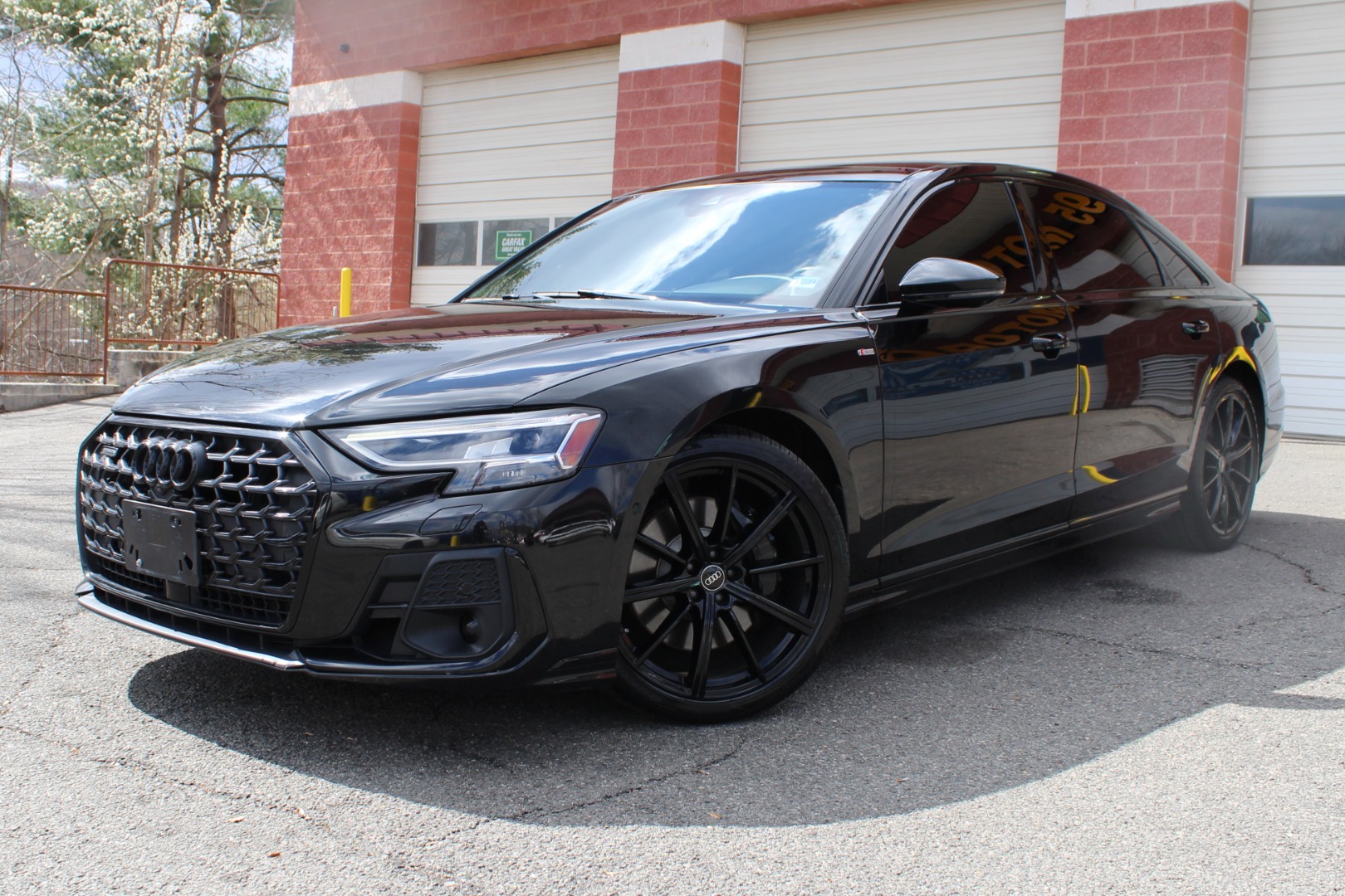 2022 Audi A8 55 TFSI L quattro Tiptronic's photo