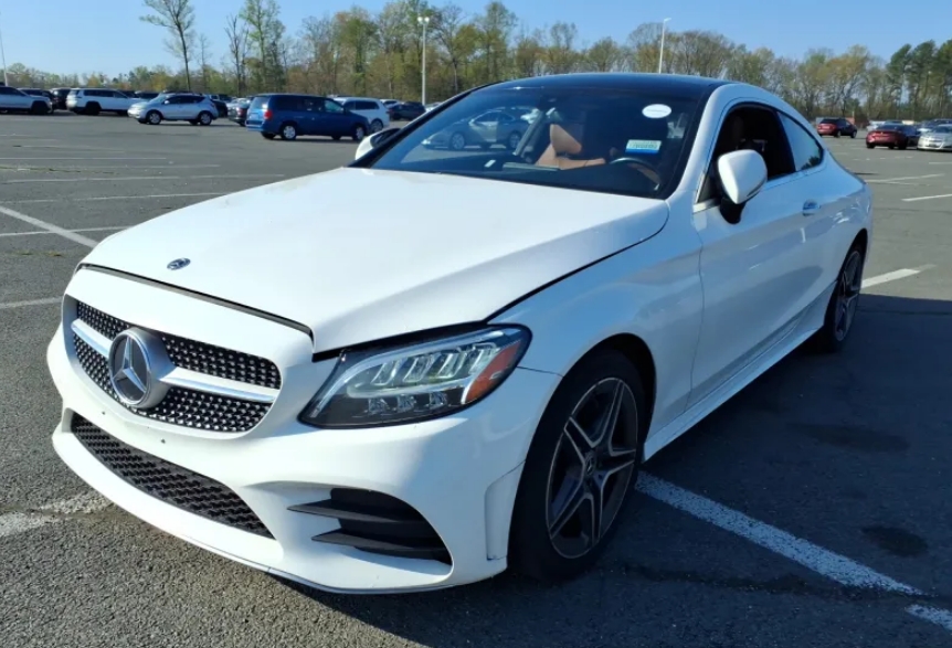 2019 Mercedes-Benz C-Class C300 4MATIC's photo