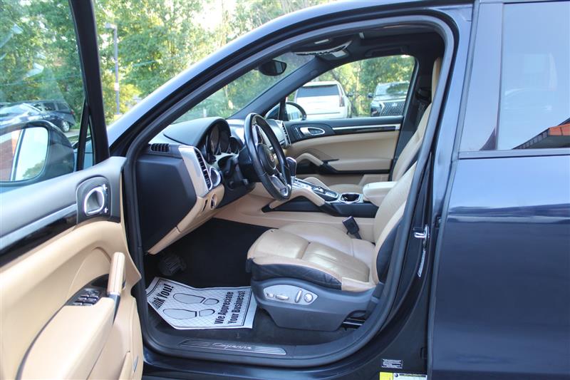 2016 Porsche Cayenne Base - Photo 20
