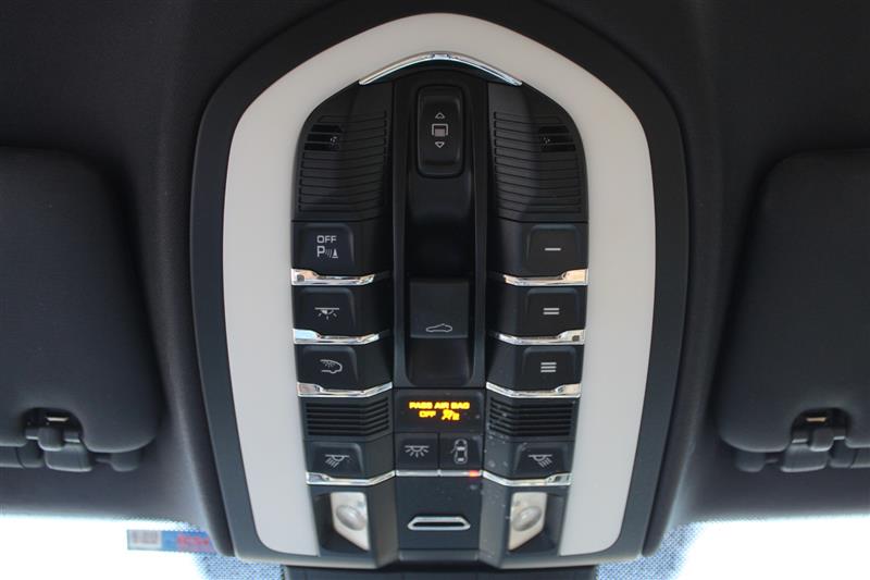 2016 Porsche Cayenne Base - Photo 44