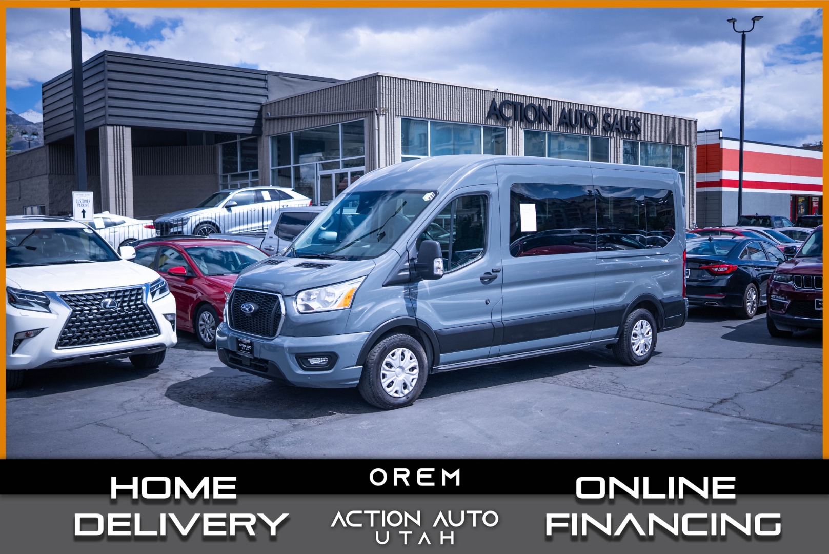 2022 Ford Transit 350 XLT Med Roof Sliding Pass. 148's photo