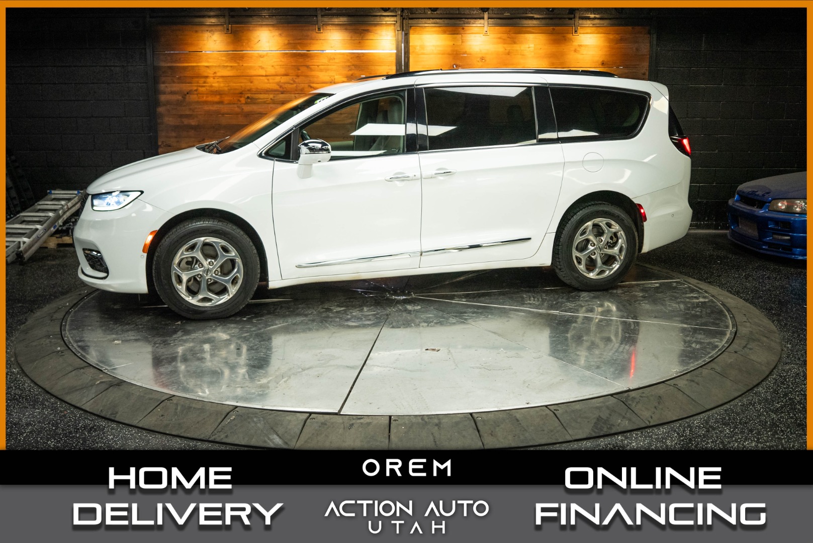 2021 Chrysler Pacifica Limited's photo
