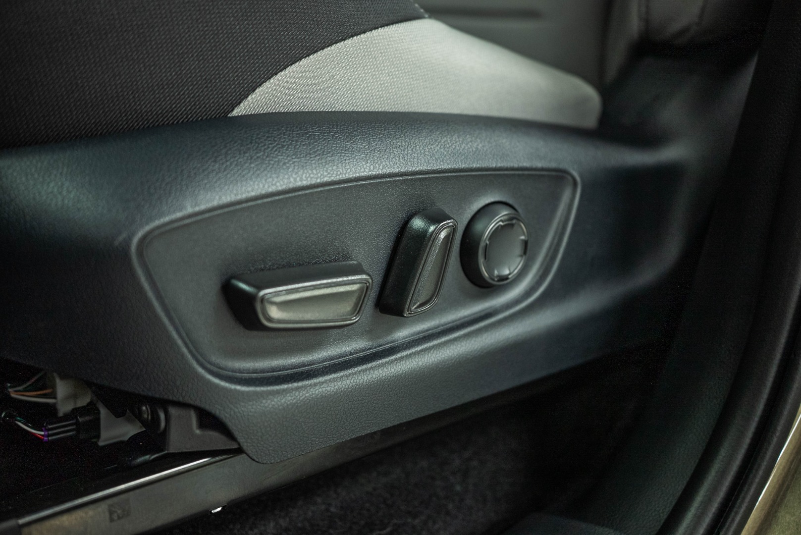 2025 Toyota Tacoma TRD Off Road - Photo 14