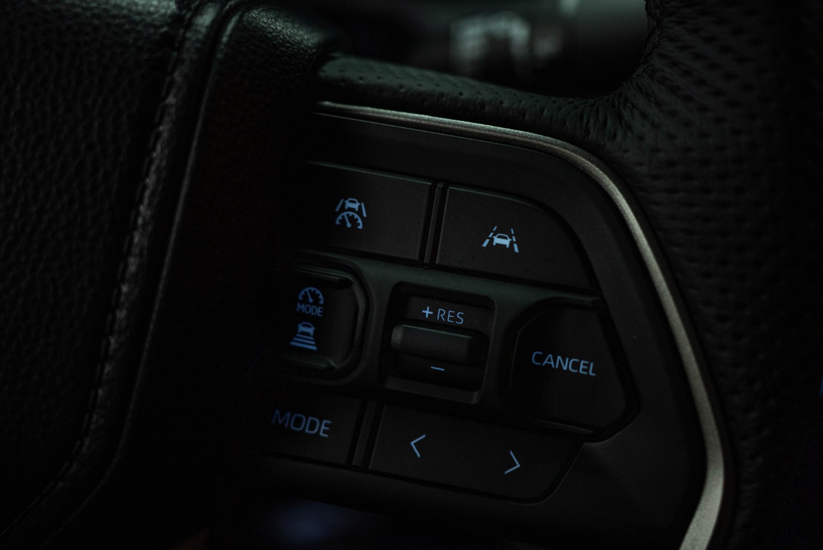 2025 Toyota Tacoma TRD Off Road - Photo 18