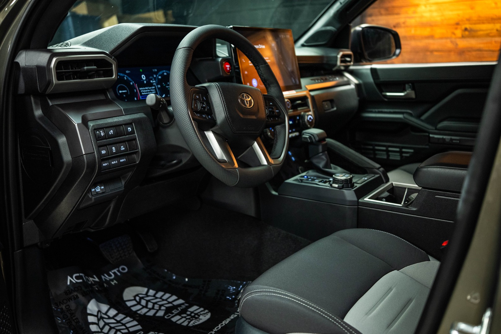 2025 Toyota Tacoma TRD Off Road - Photo 8