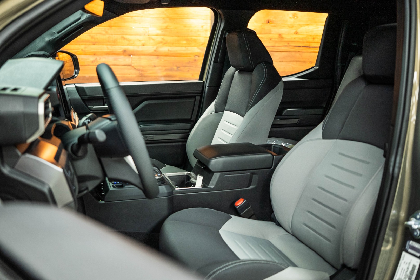 2025 Toyota Tacoma TRD Off Road - Photo 9