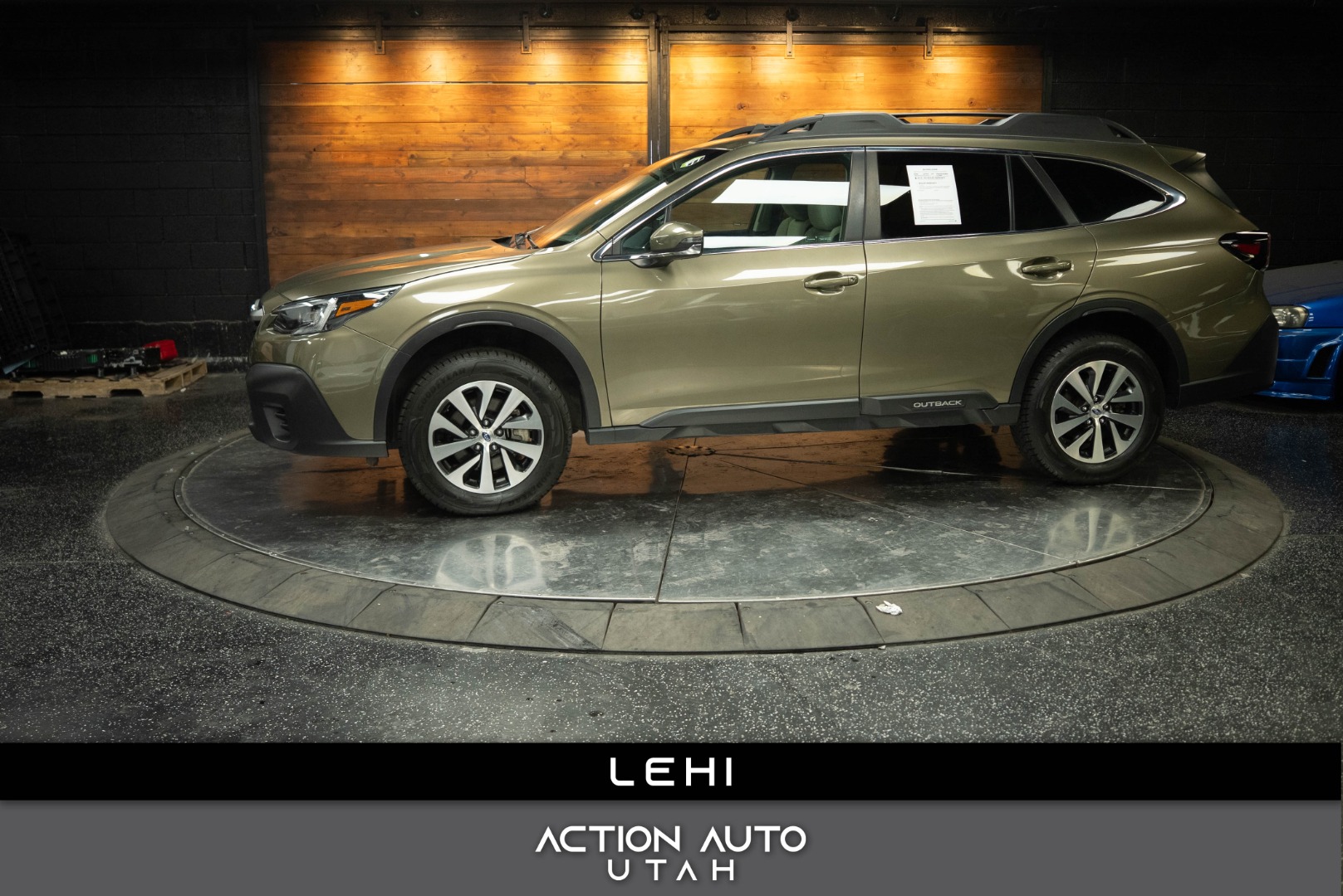 2022 Subaru Outback Premium's photo