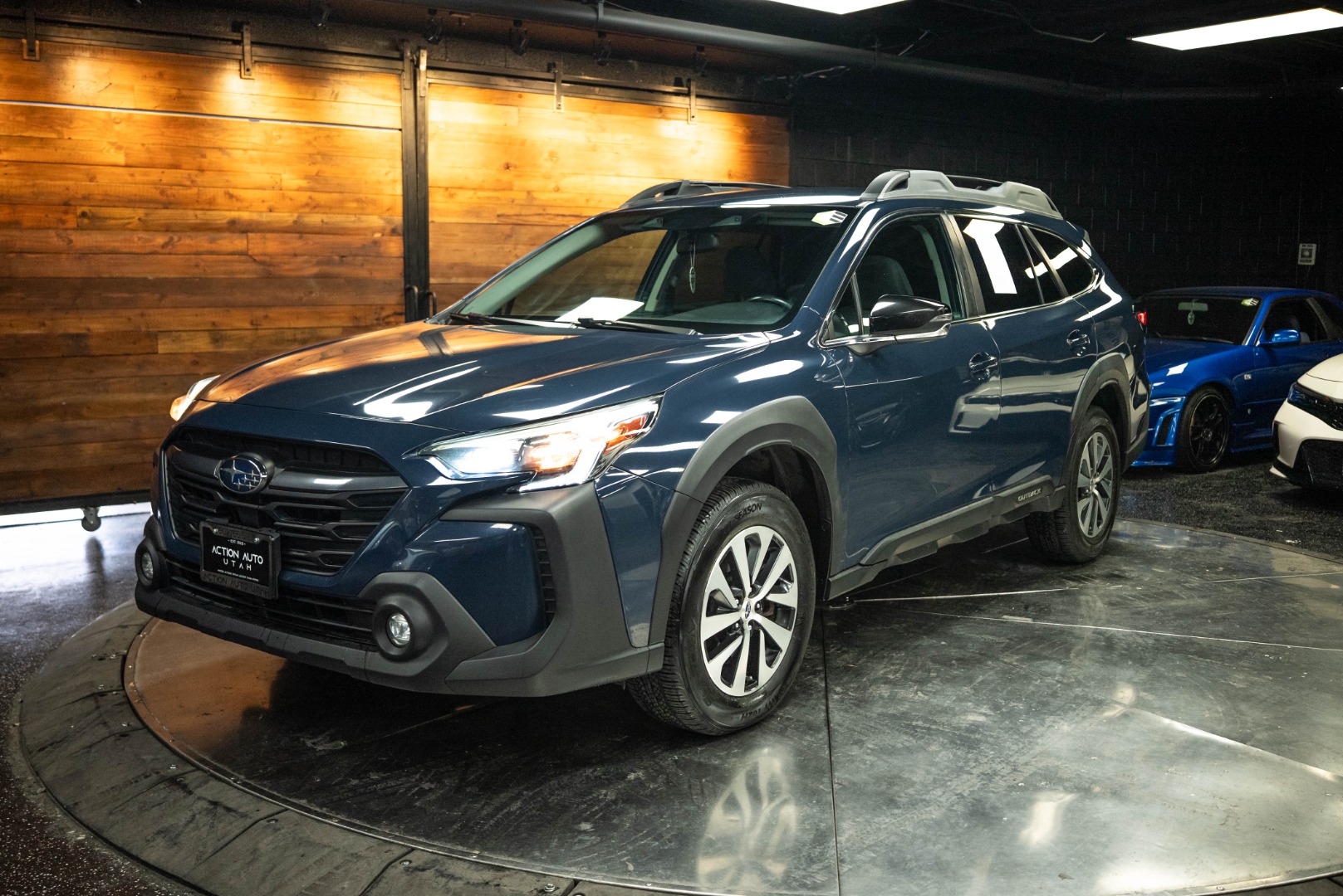 Vehicle Image 2