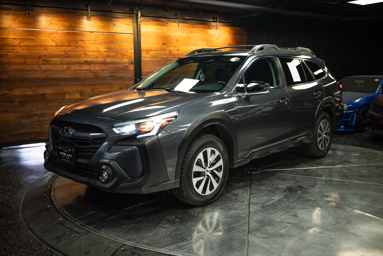 Vehicle Image 2