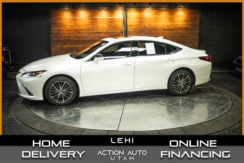2017 INFINITI Q50