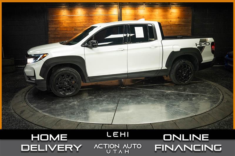 White 2023 Honda Ridgeline Pickup Truck All-Wheel Drive Automatic