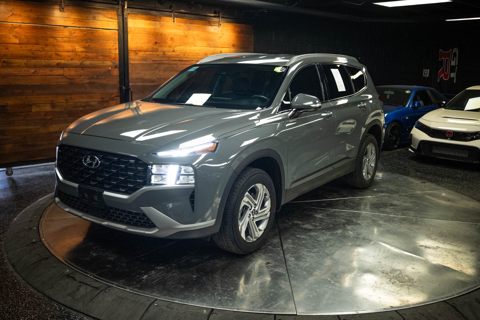2023 Hyundai Santa Fe SEL - Photo 2