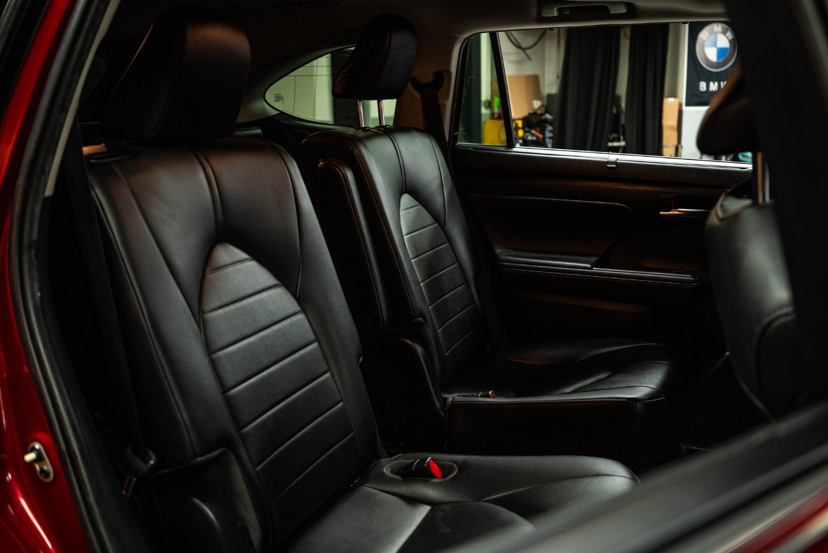 2020 Toyota Highlander XLE - Photo 13