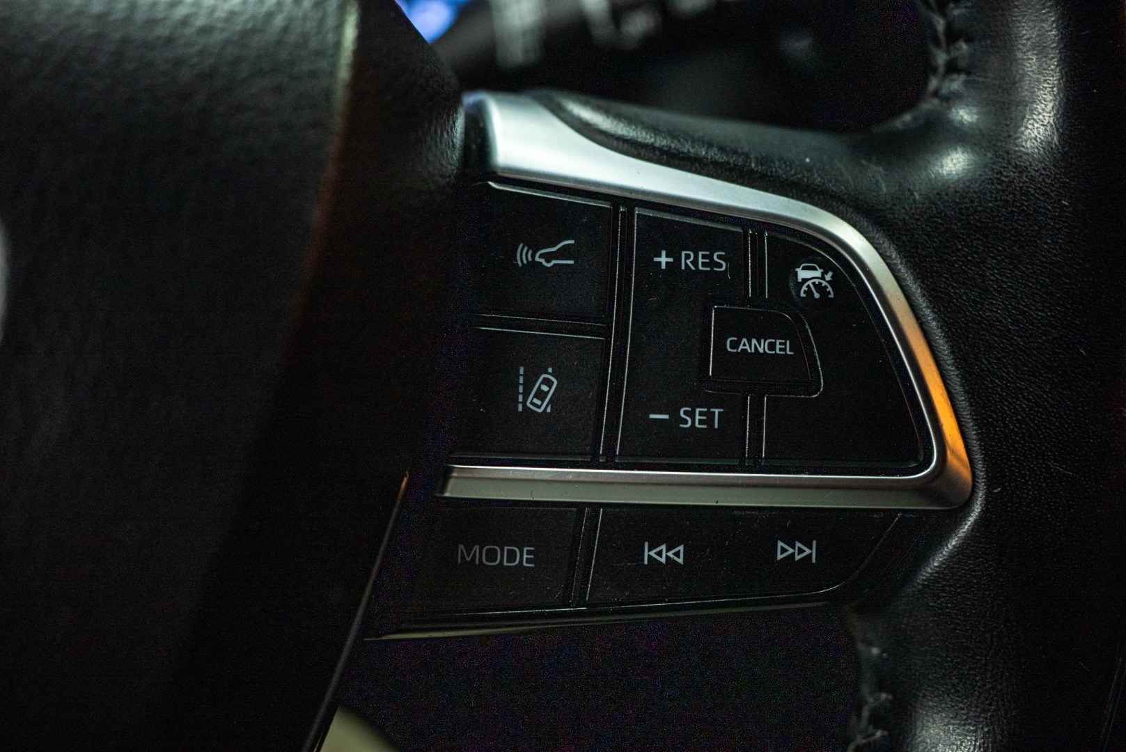 2020 Toyota Highlander XLE - Photo 20