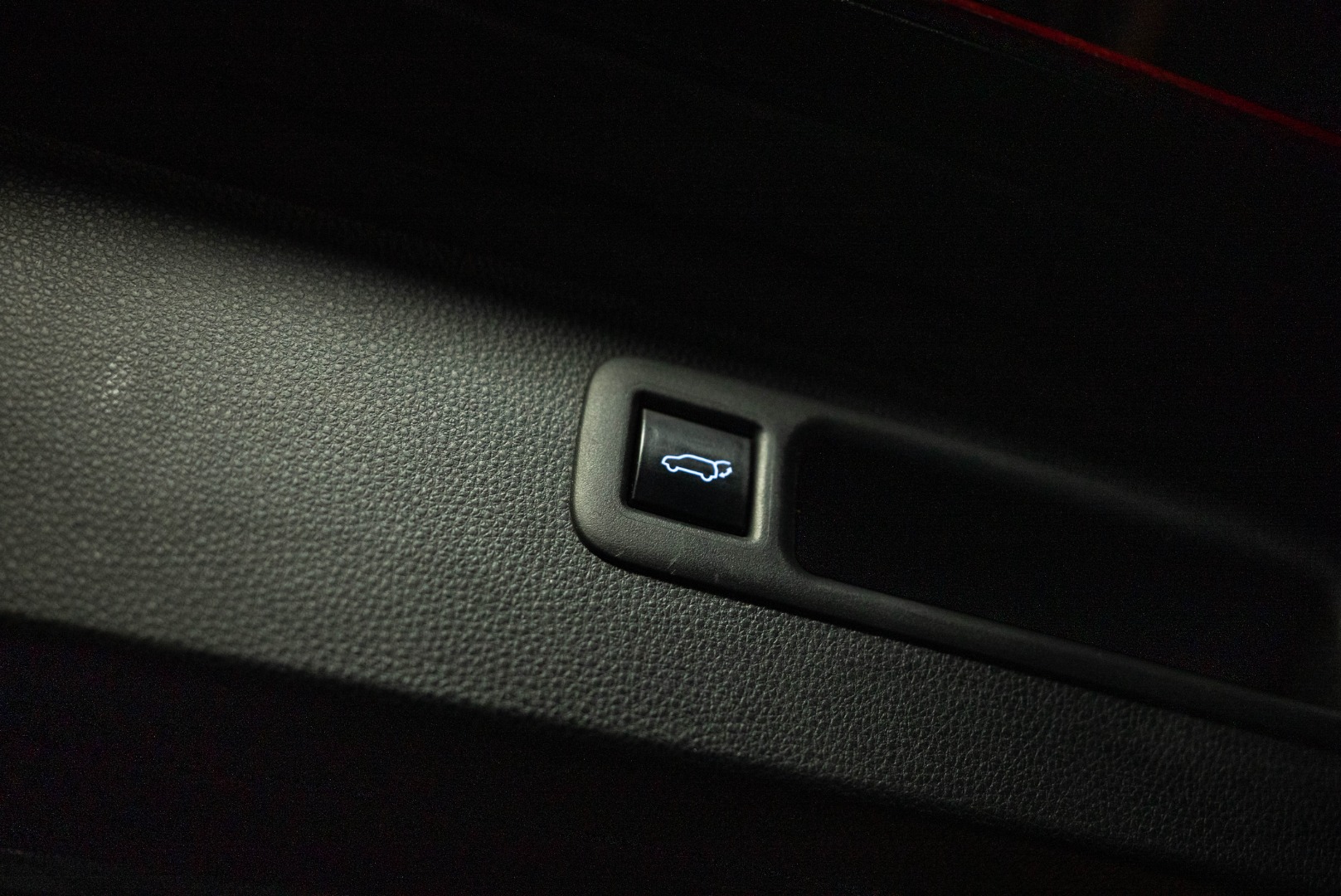 2020 Toyota Highlander XLE - Photo 8