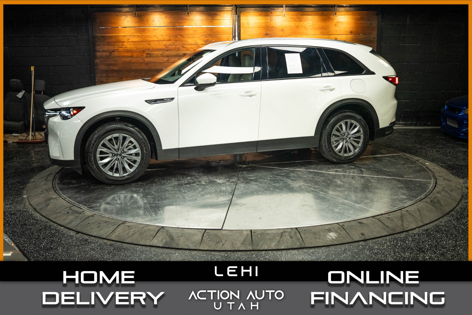 2024 Mazda CX-90 PHEV Preferred Package's photo