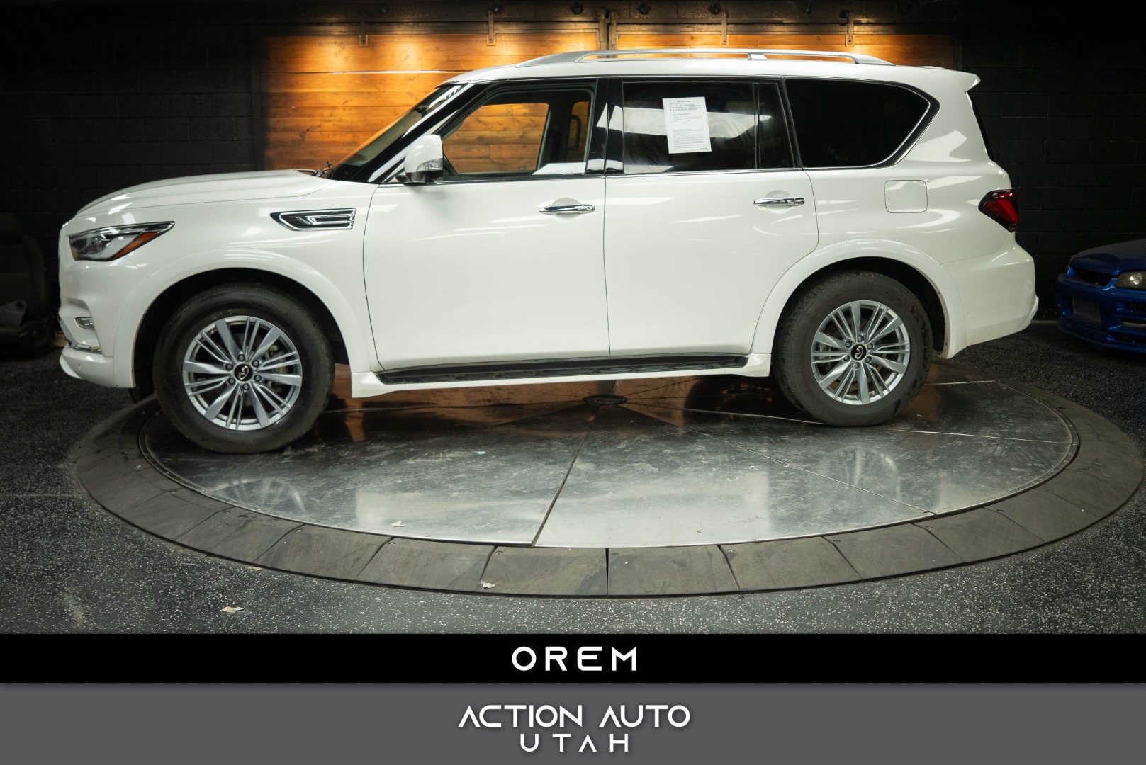 2024 INFINITI QX80 Luxe 4WD's photo