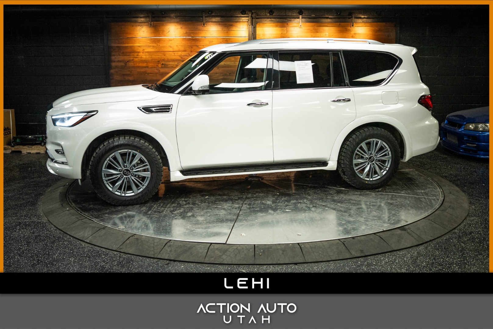 2024 INFINITI QX80 Luxe 4WD's photo