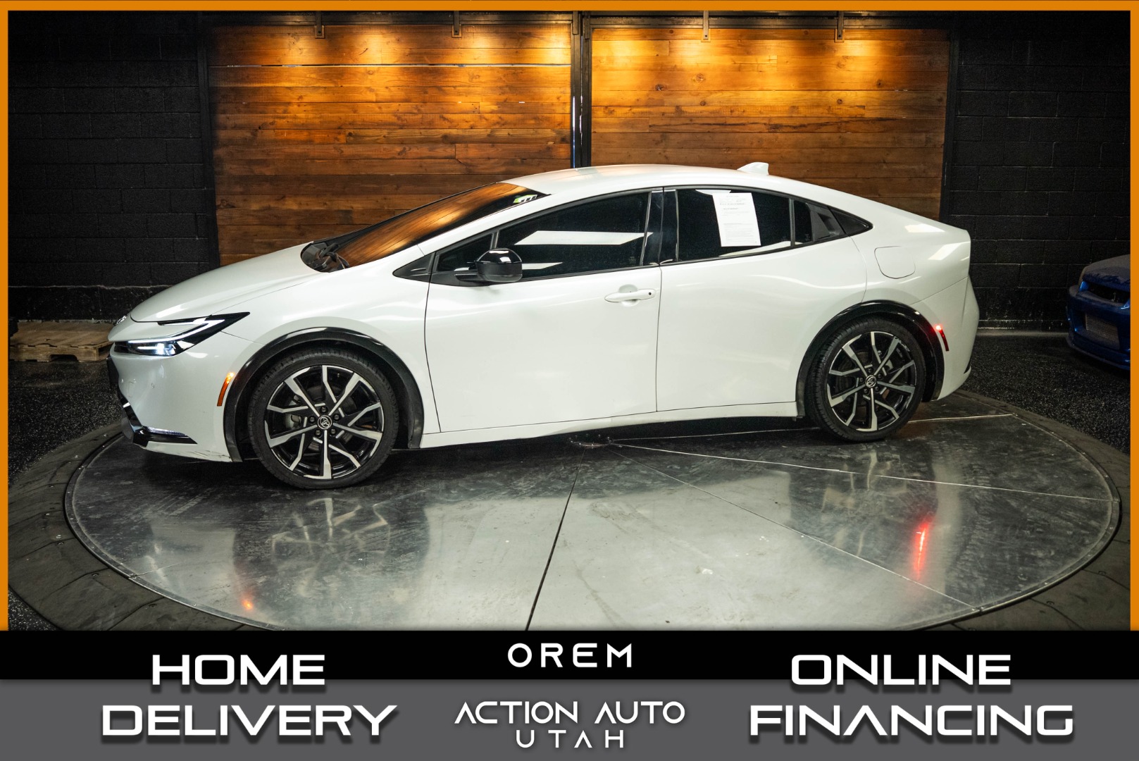 2023 Toyota Prius Prime XSE's photo