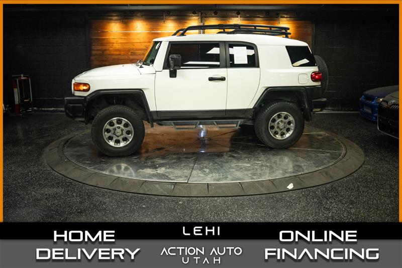2012 Toyota FJ Cruiser SUV / Crossover Four-Wheel Drive