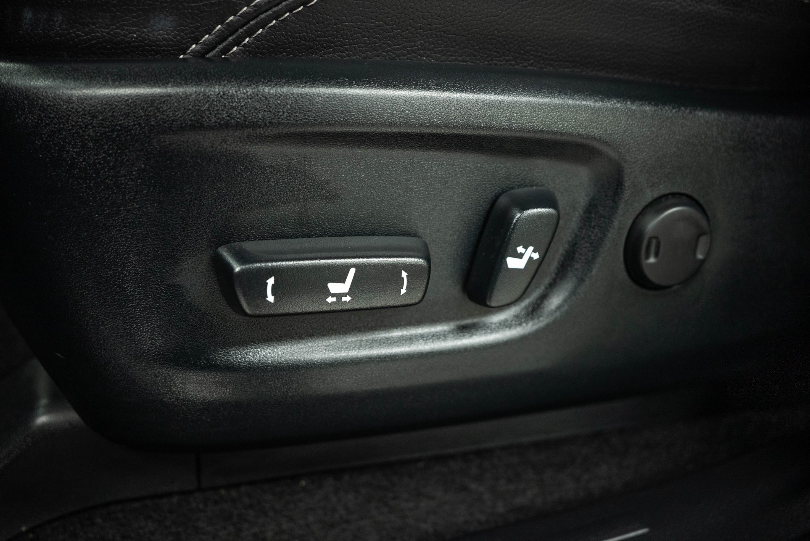 2023 Toyota 4Runner Limited - Photo 11
