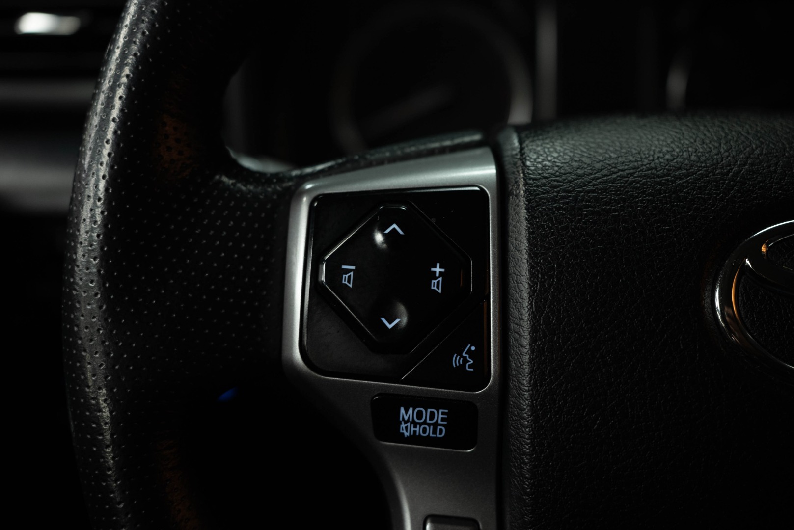 2023 Toyota 4Runner Limited - Photo 27