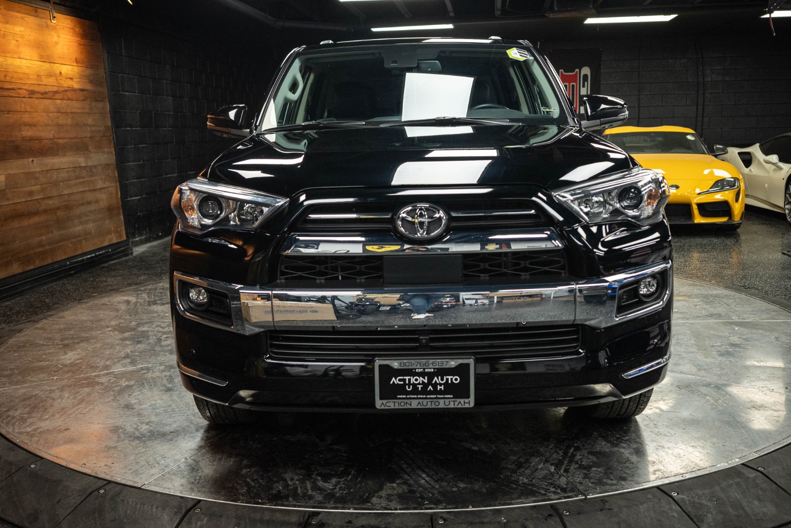 2023 Toyota 4Runner Limited - Photo 3