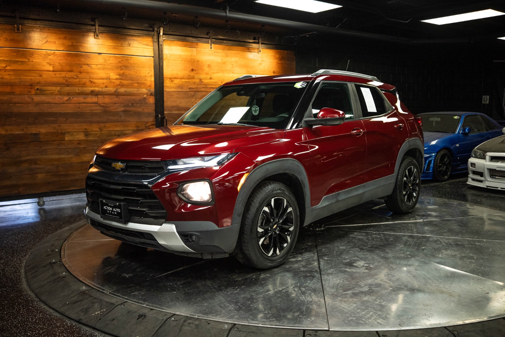 Vehicle Image 2