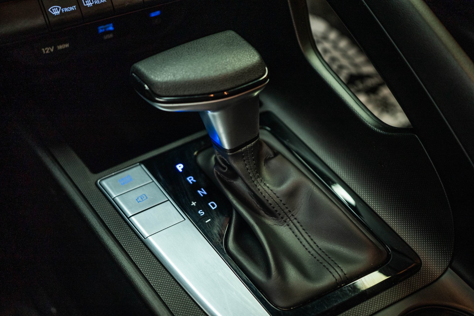 2024 Hyundai Elantra SEL - Photo 17