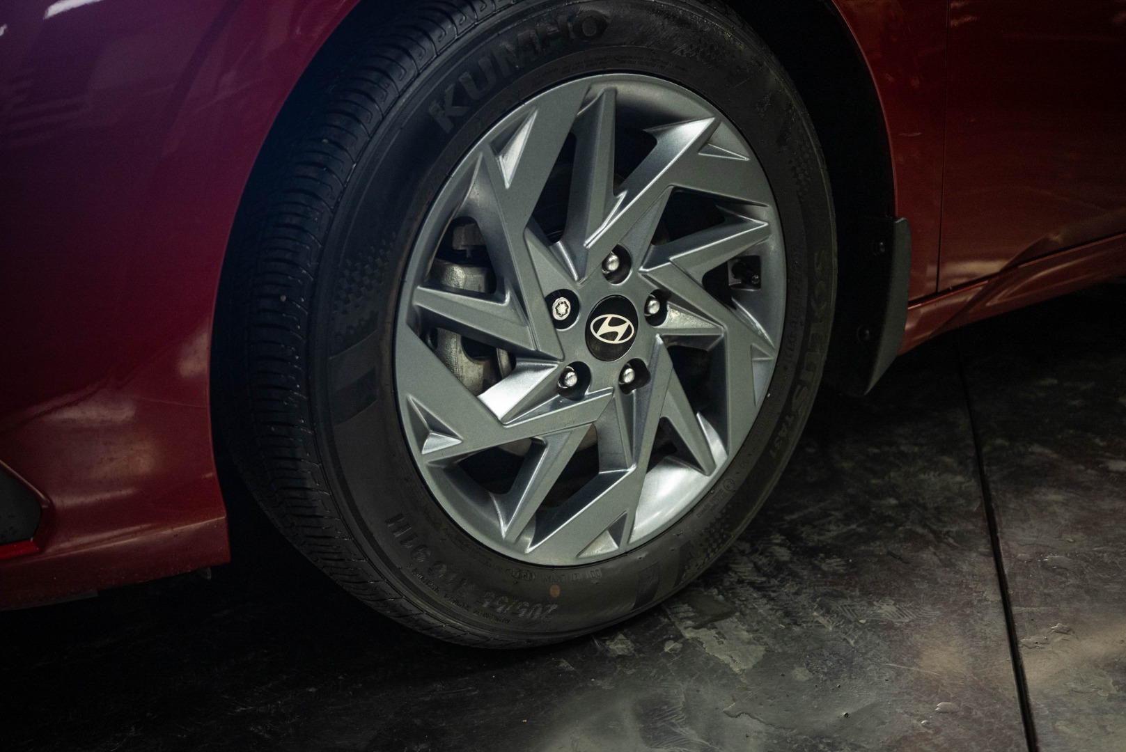 2024 Hyundai Elantra SEL - Photo 3