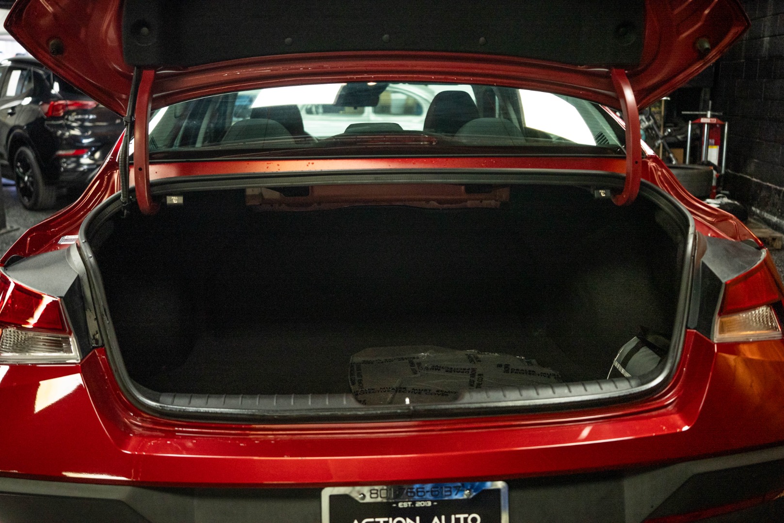 2024 Hyundai Elantra SEL - Photo 7