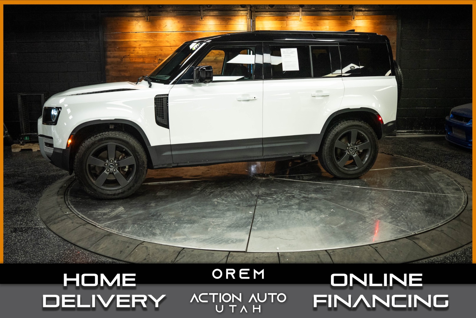 2021 Land Rover Defender S's photo